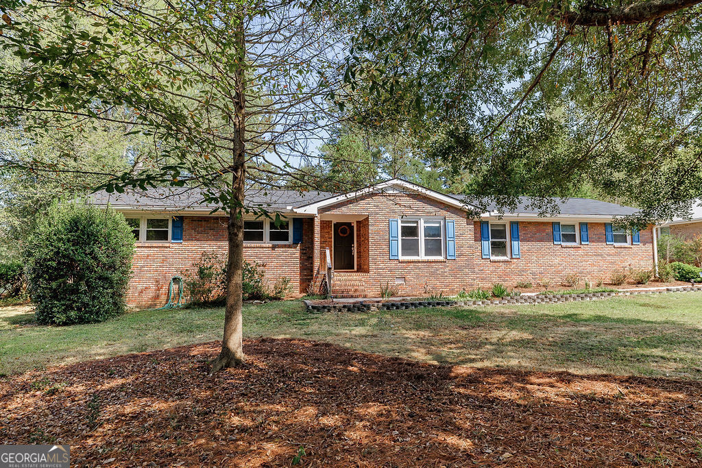 525 Cedar Creek Drive Property Photo 1