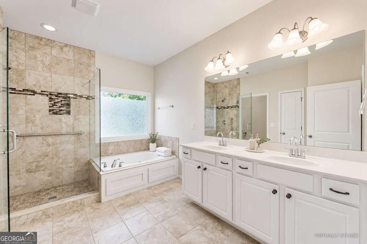 3765 Baxley Lane Property Photo 6