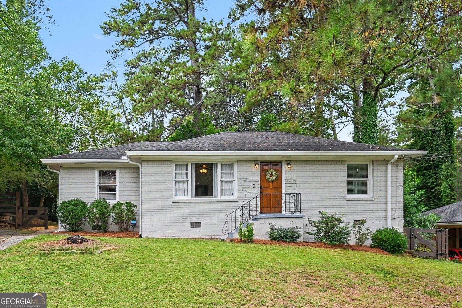 2249 Mark Trail Property Photo 1