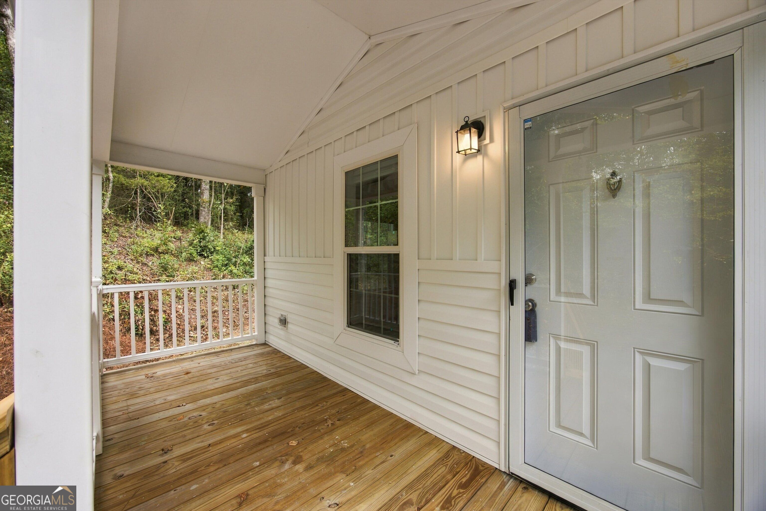516 Lee Joan Drive Property Photo 16
