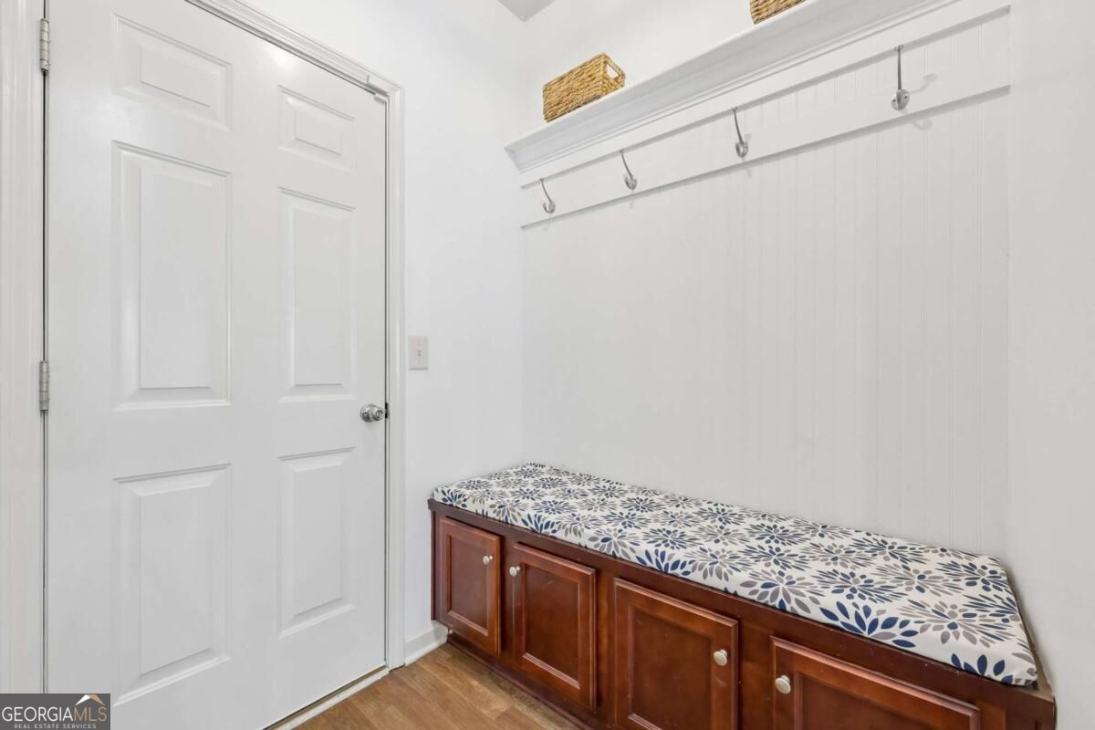 708 Pineglen Drive Property Photo 10