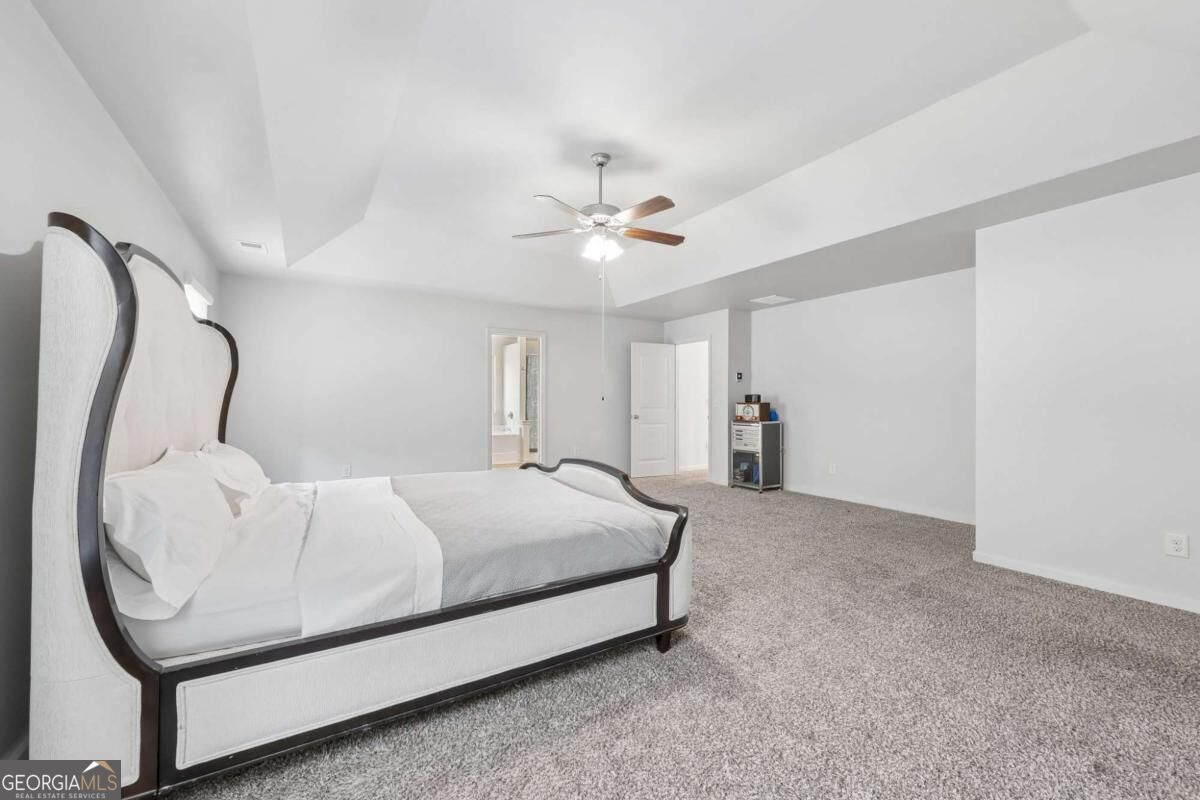 708 Pineglen Drive Property Photo 13