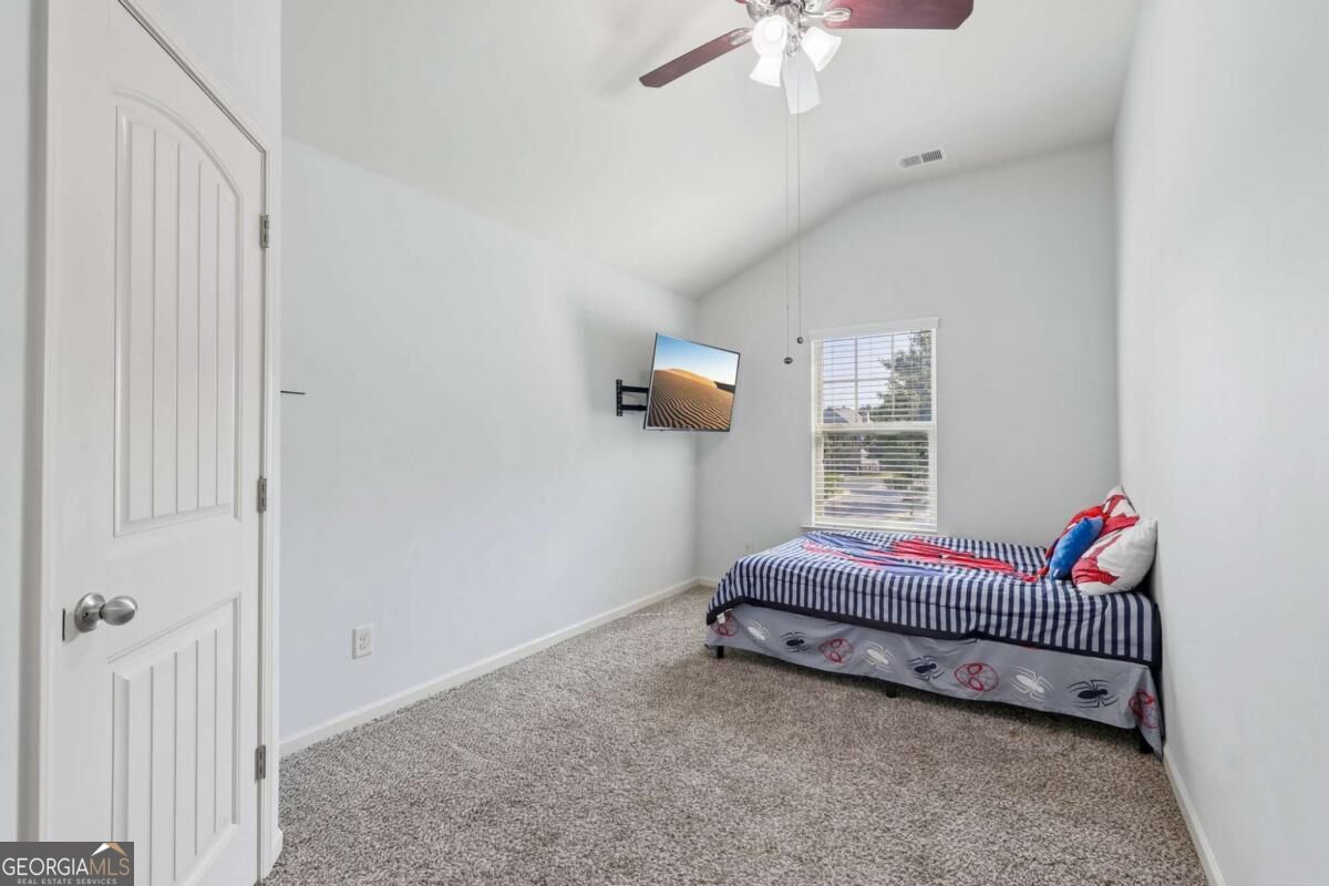 708 Pineglen Drive Property Photo 18