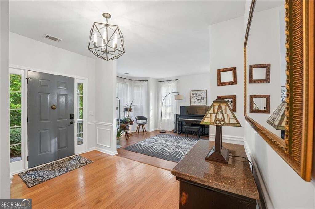 195 Sable Pointe Drive Property Photo 5