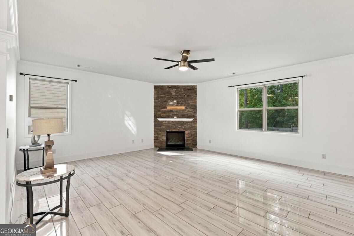 351 The Boulevard Property Photo 4