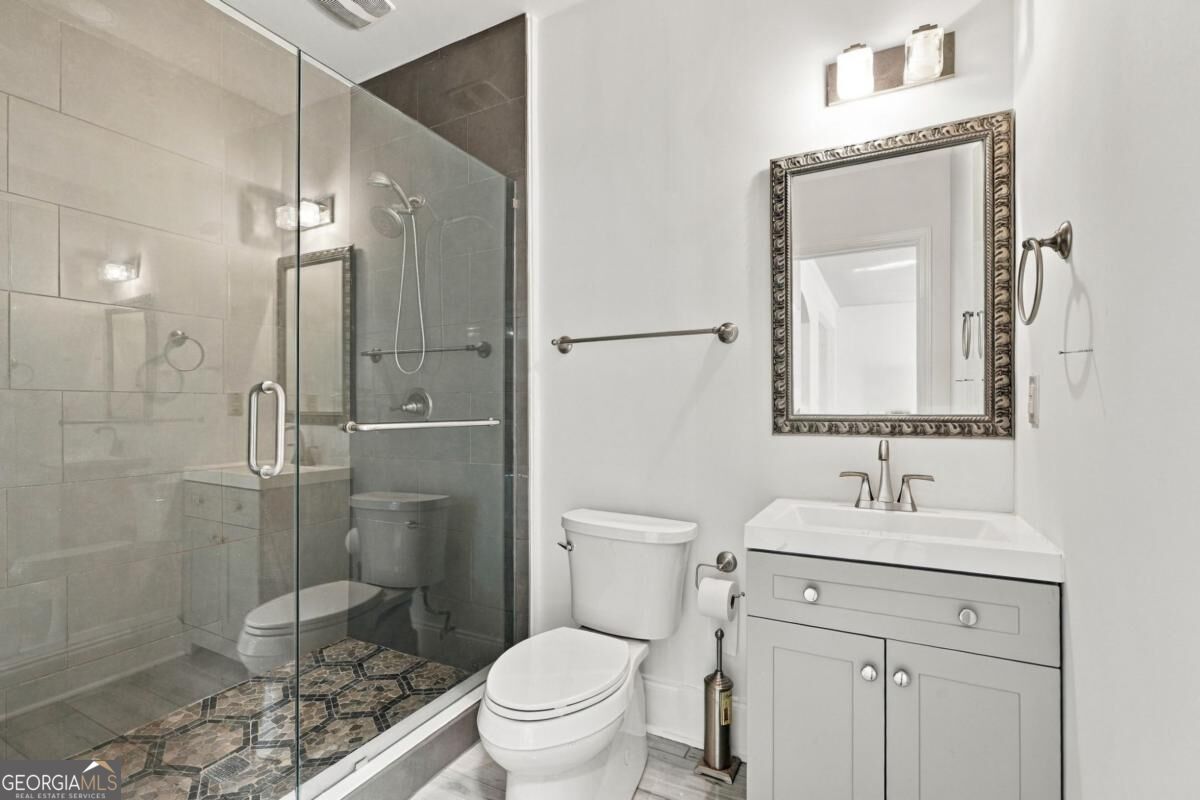 351 The Boulevard Property Photo 16