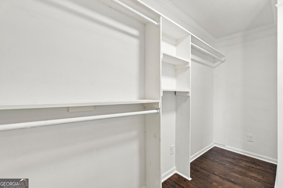 351 The Boulevard Property Photo 28