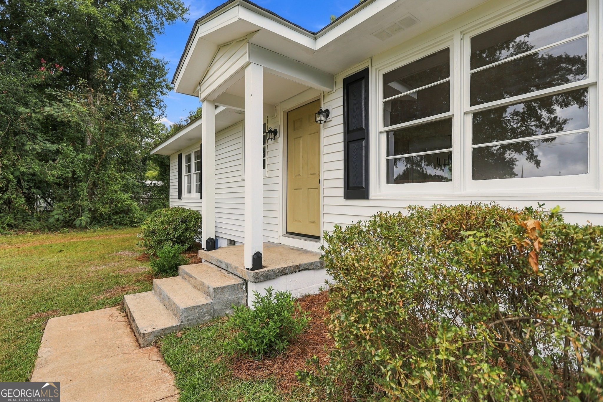 135 Pineview Road Property Photo 5