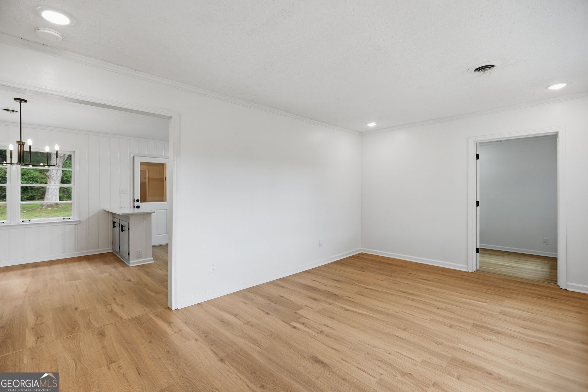135 Pineview Road Property Photo 7