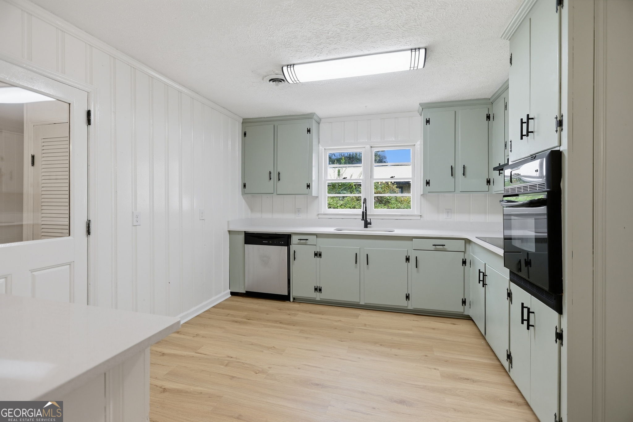 135 Pineview Road Property Photo 14