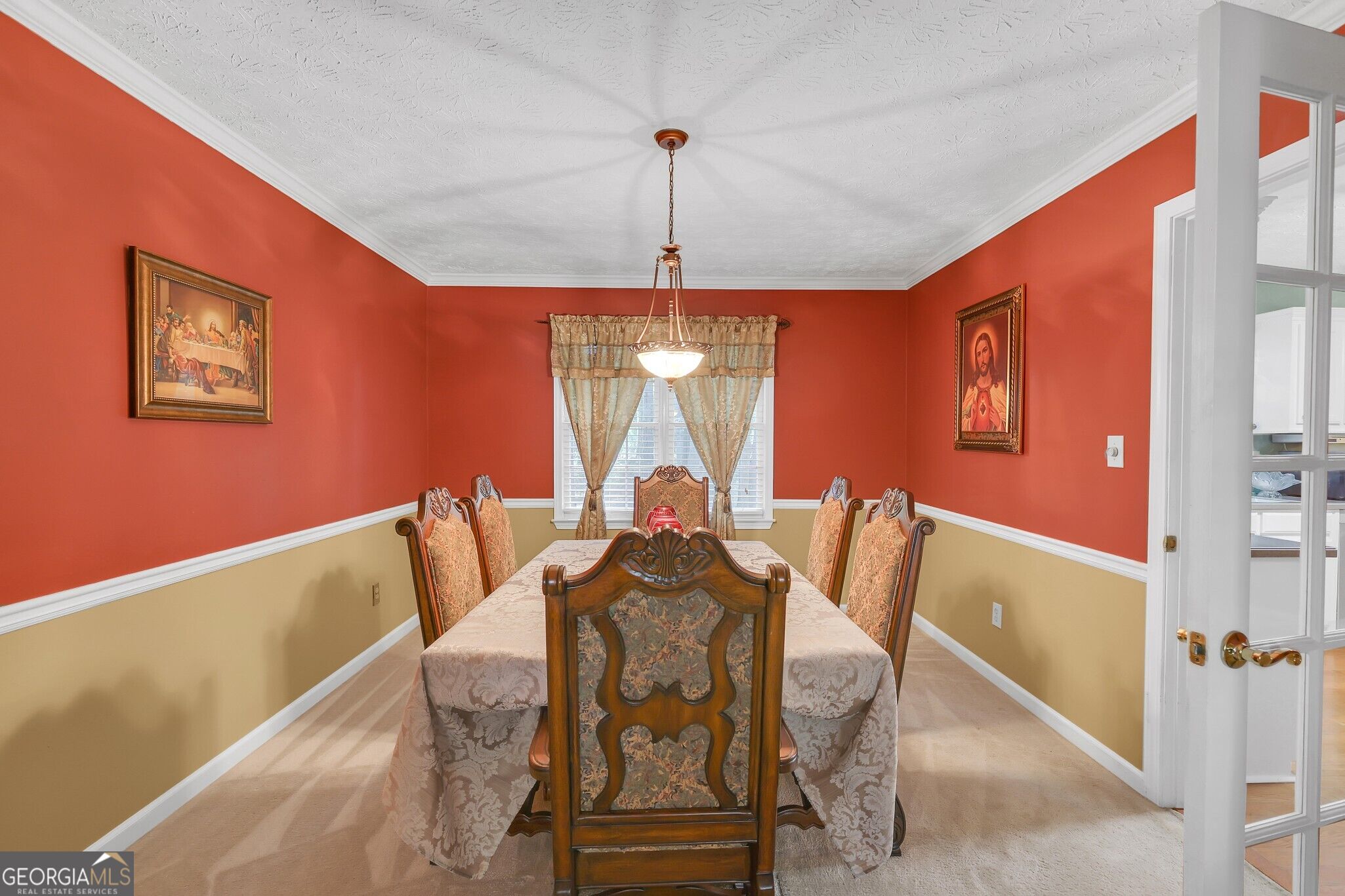2900 Riverbend Drive Property Photo 5