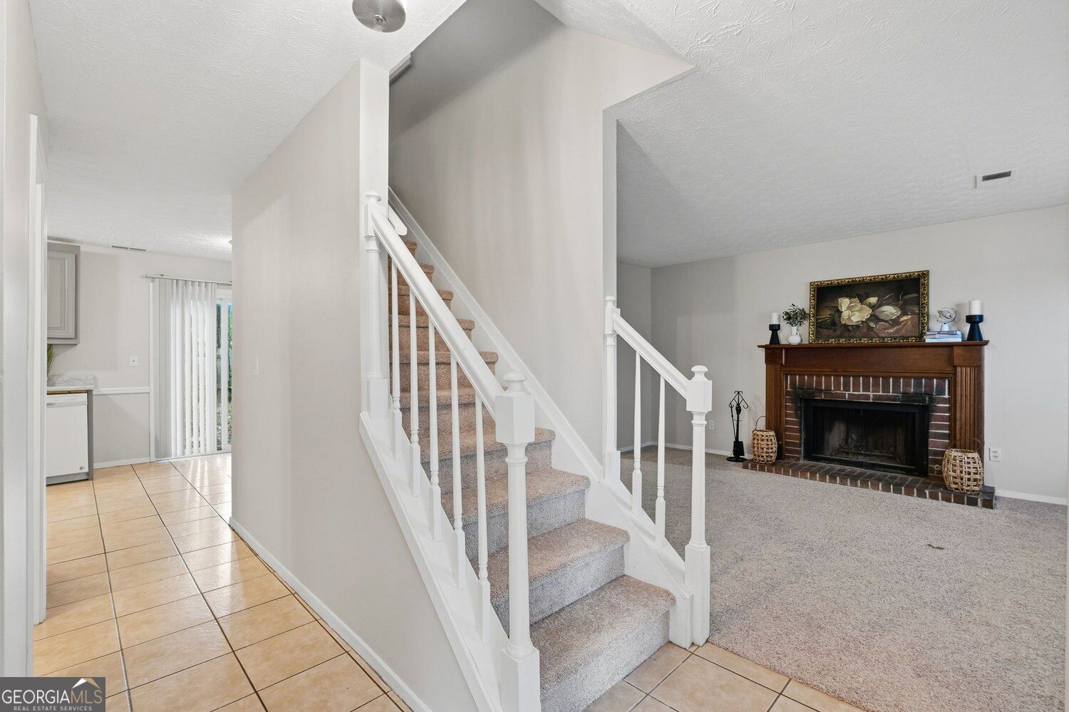 4701 Valley Ridge Drive Property Photo 4