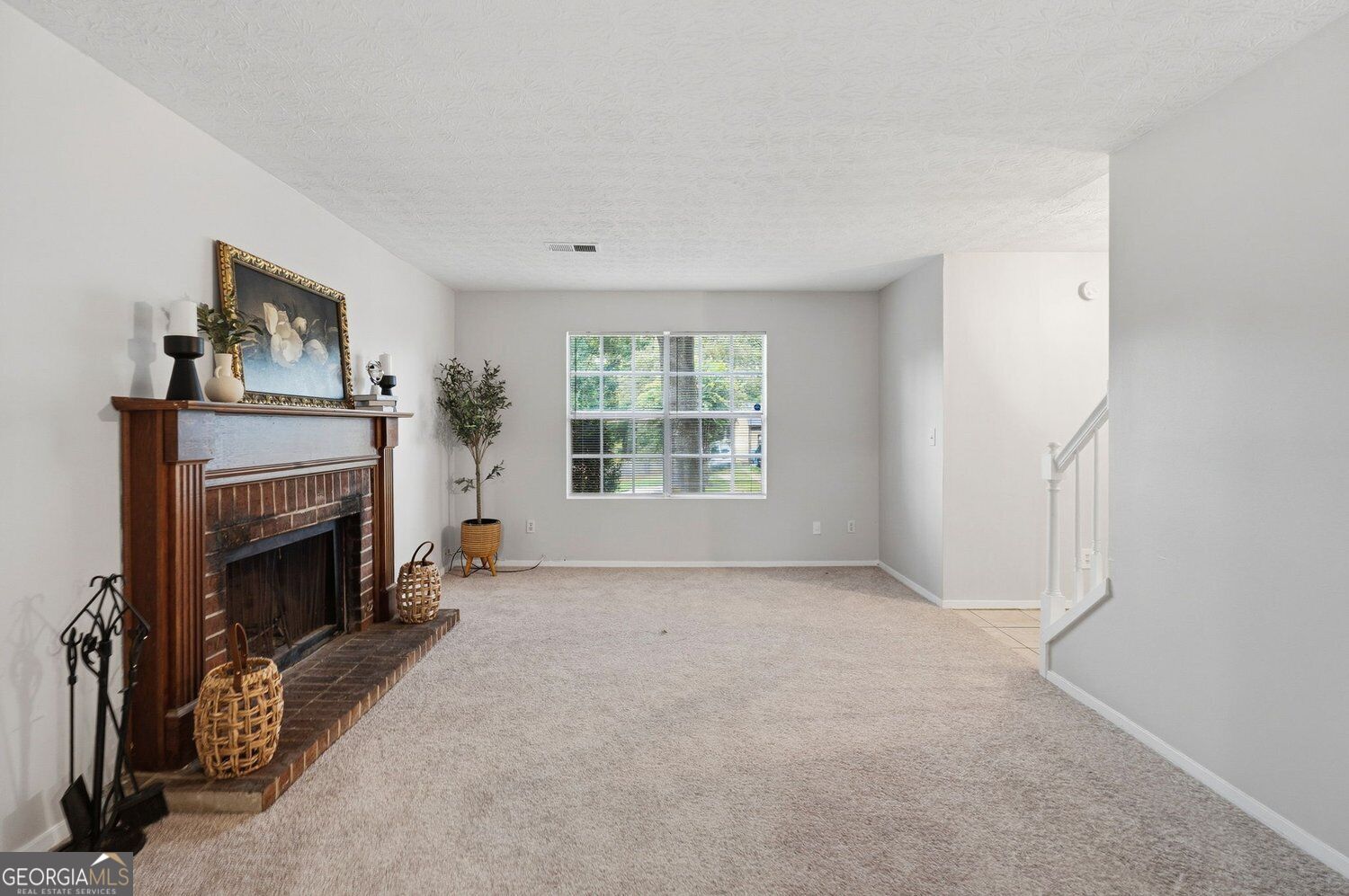 4701 Valley Ridge Drive Property Photo 8