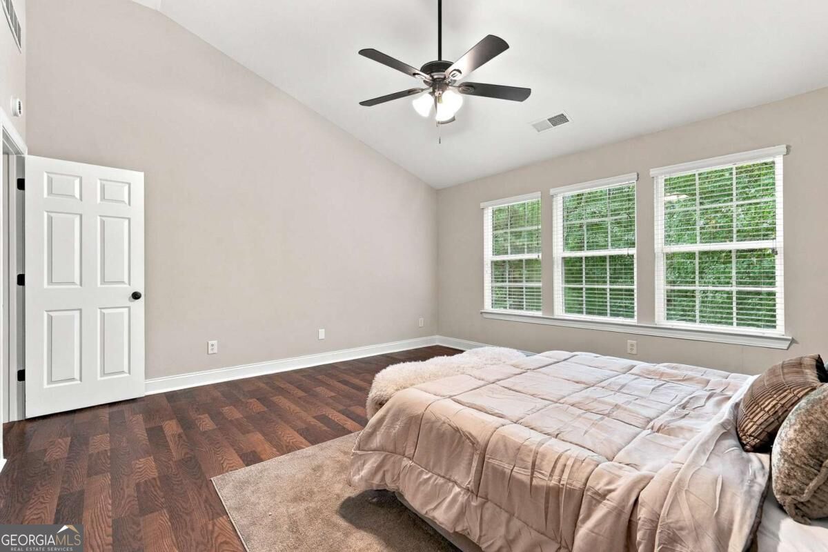 6749 Carriage Walk Lane Property Photo 18