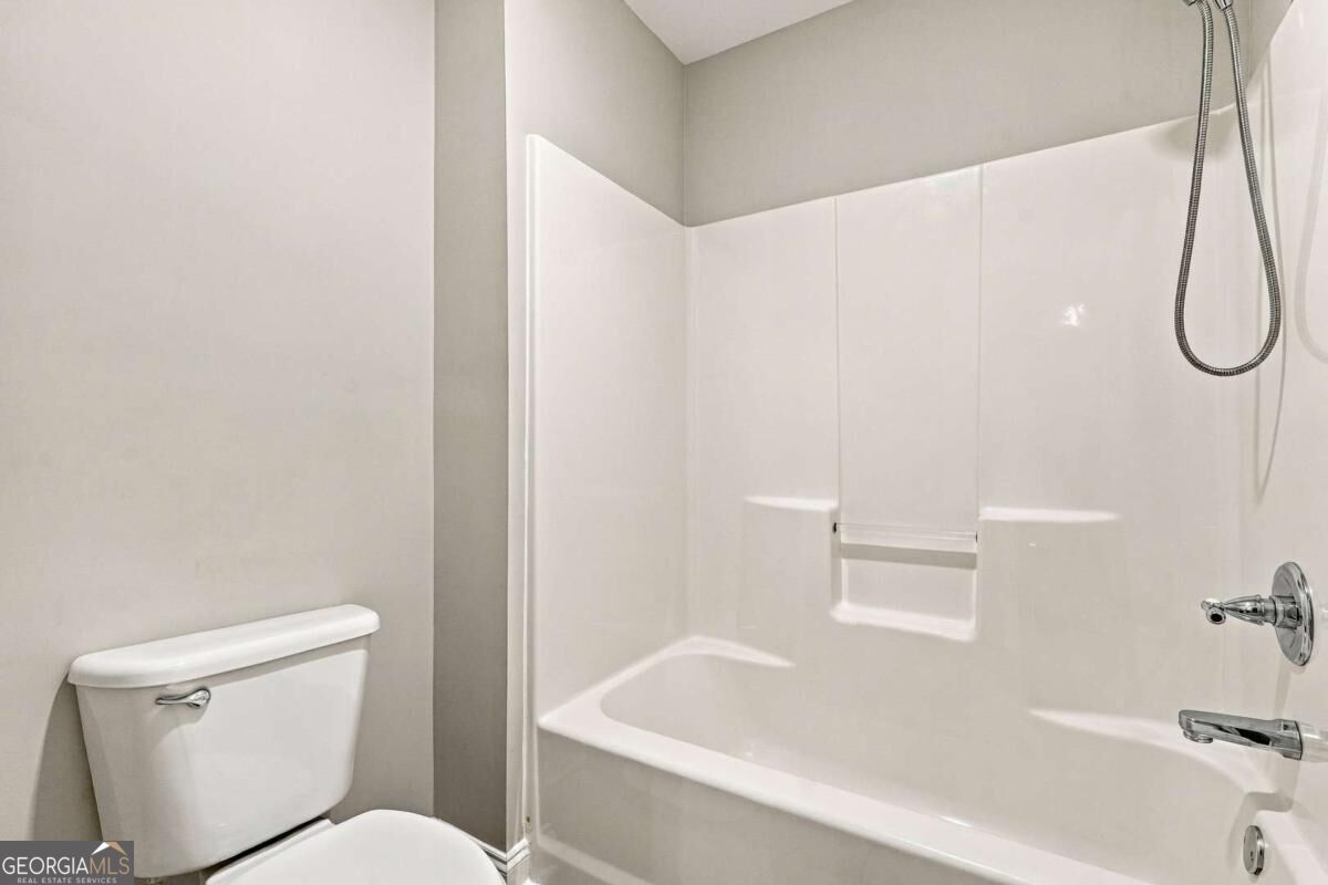 6749 Carriage Walk Lane Property Photo 34