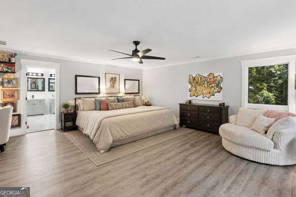 2330 Castle Lane Ne Property Photo 6