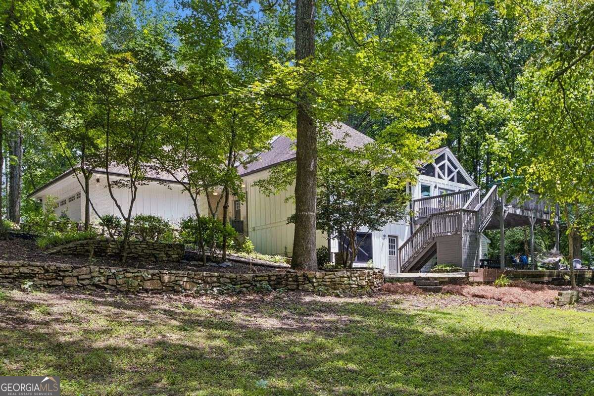 2330 Castle Lane Ne Property Photo 34
