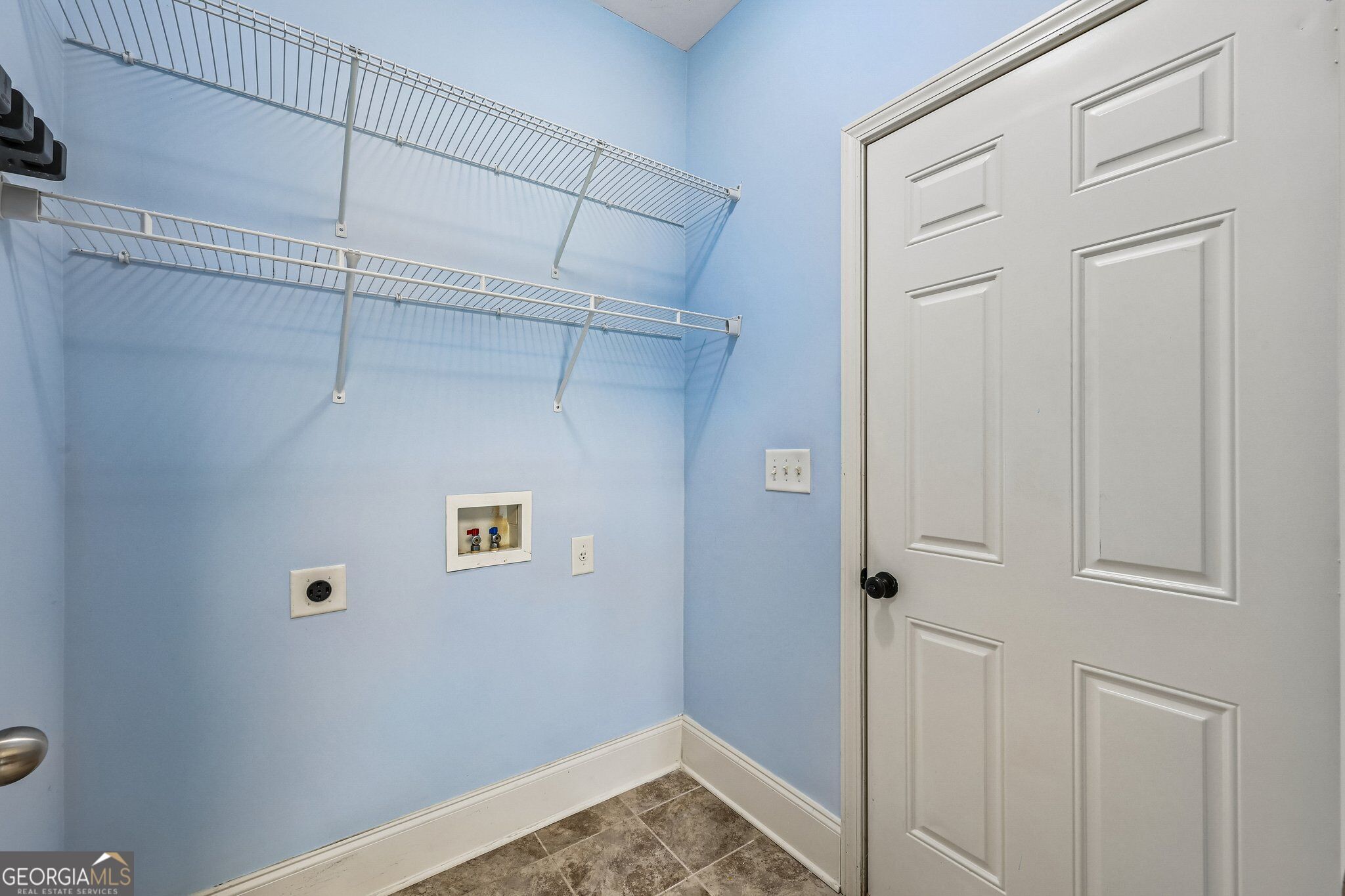 3437 Phoenix Cove Drive Property Photo 9