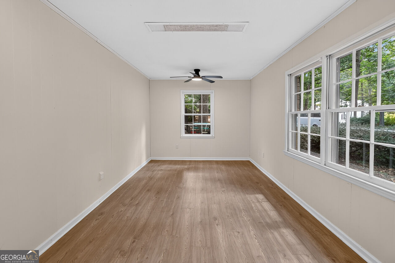 255 Cedar Creek Drive Property Photo 20
