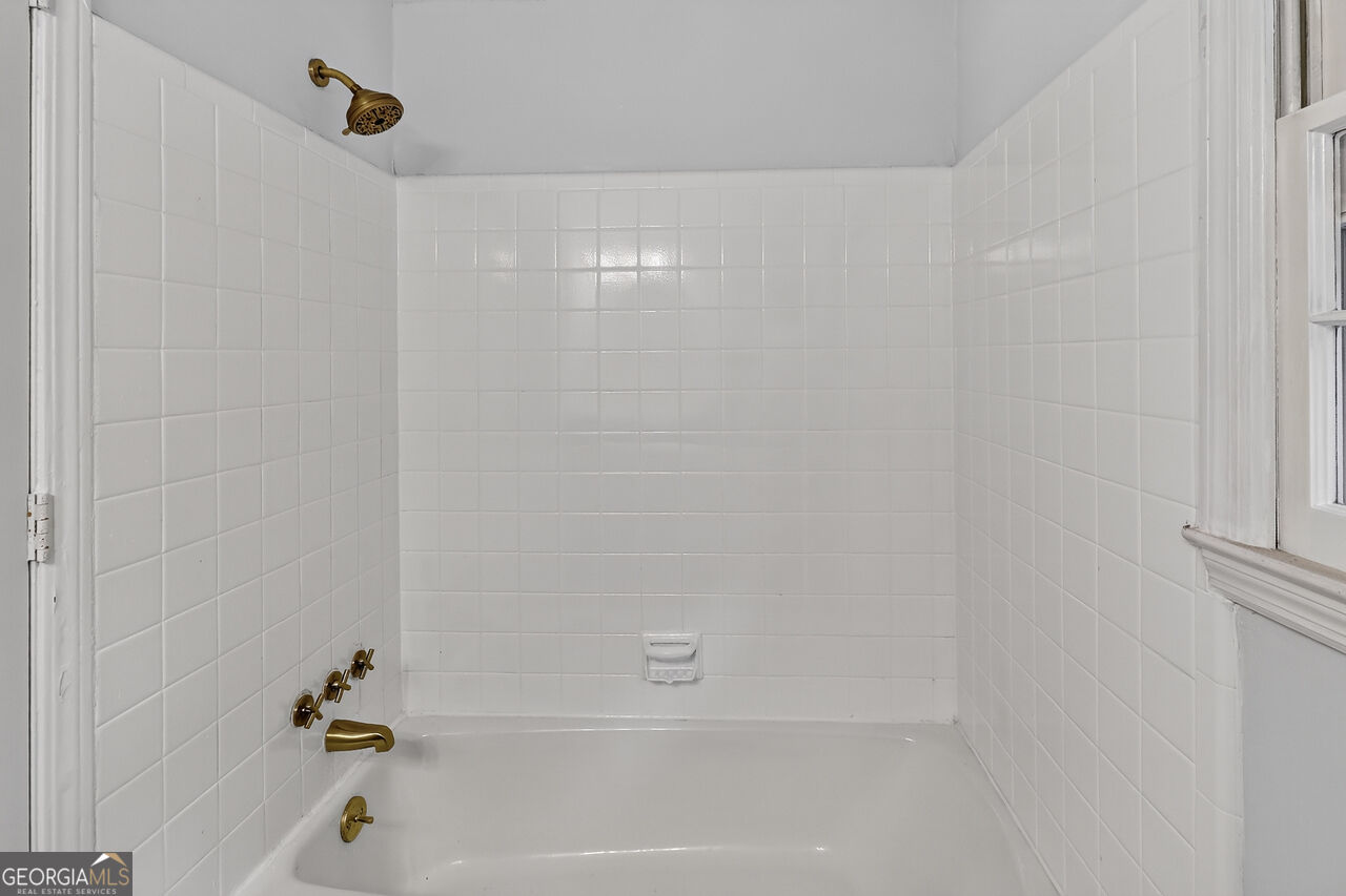 255 Cedar Creek Drive Property Photo 22