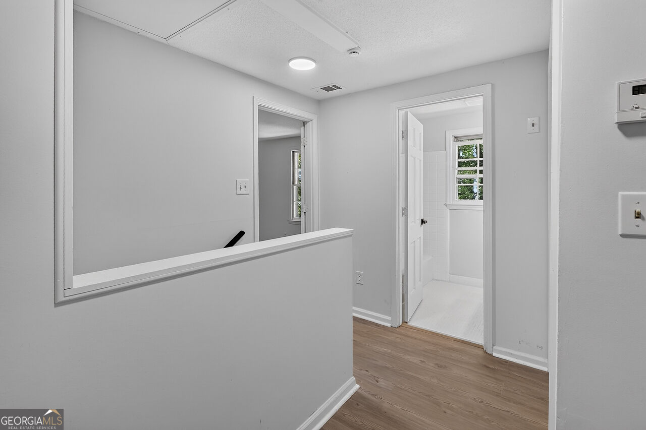 255 Cedar Creek Drive Property Photo 27