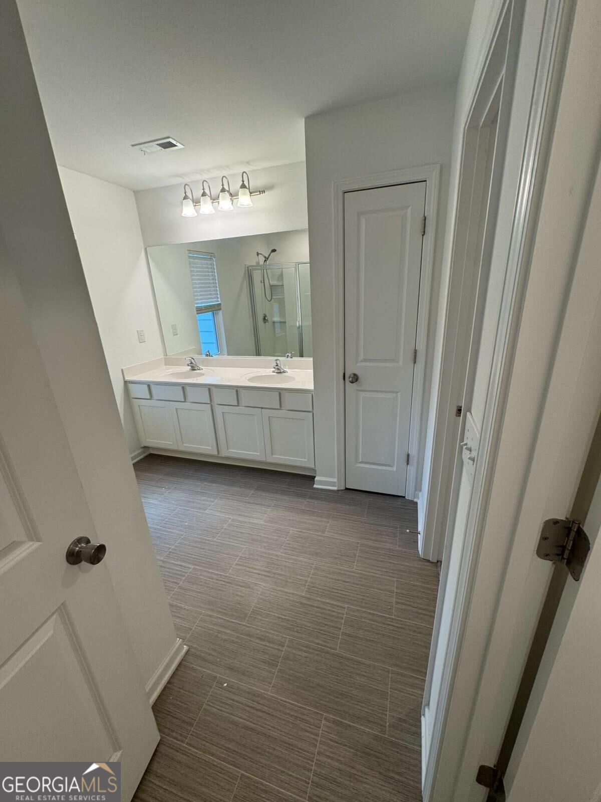 1108 Lossie Lane Property Photo 8