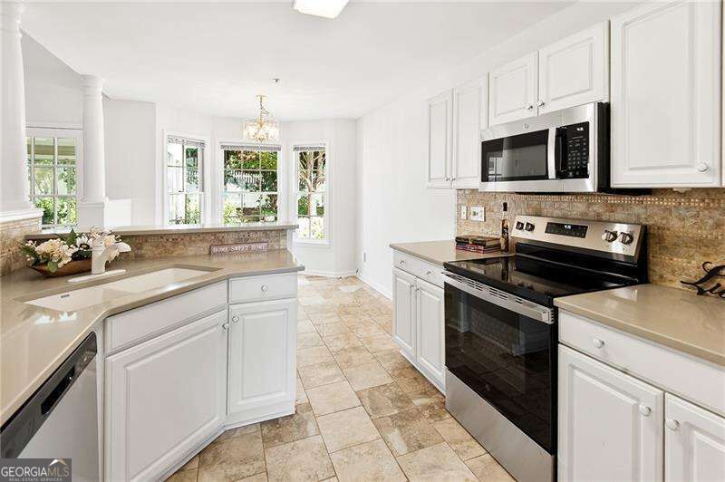 1948 Briar Pond Way Property Photo 10