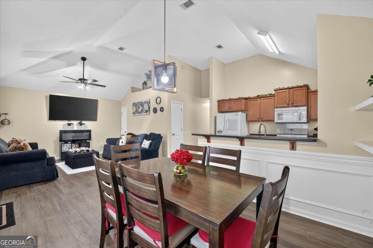 30 Bostwick Drive Property Photo 10