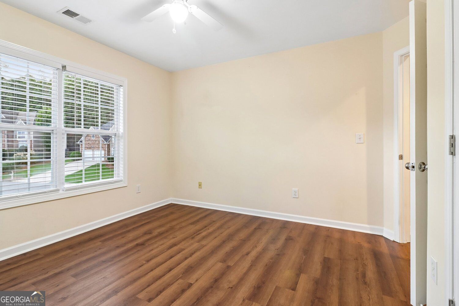 5751 Vinings Place Court Se Property Photo 35