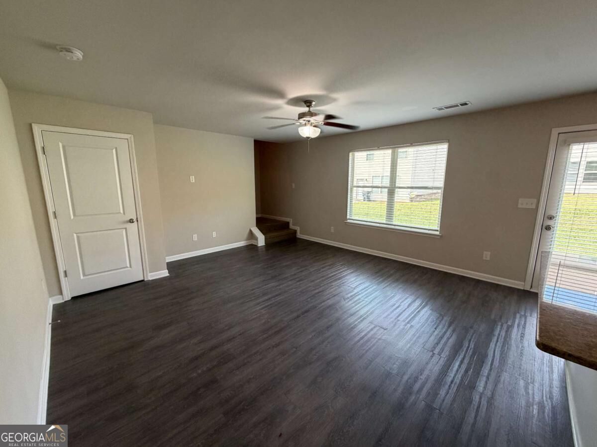 313 Nutwood Trace Property Photo 2