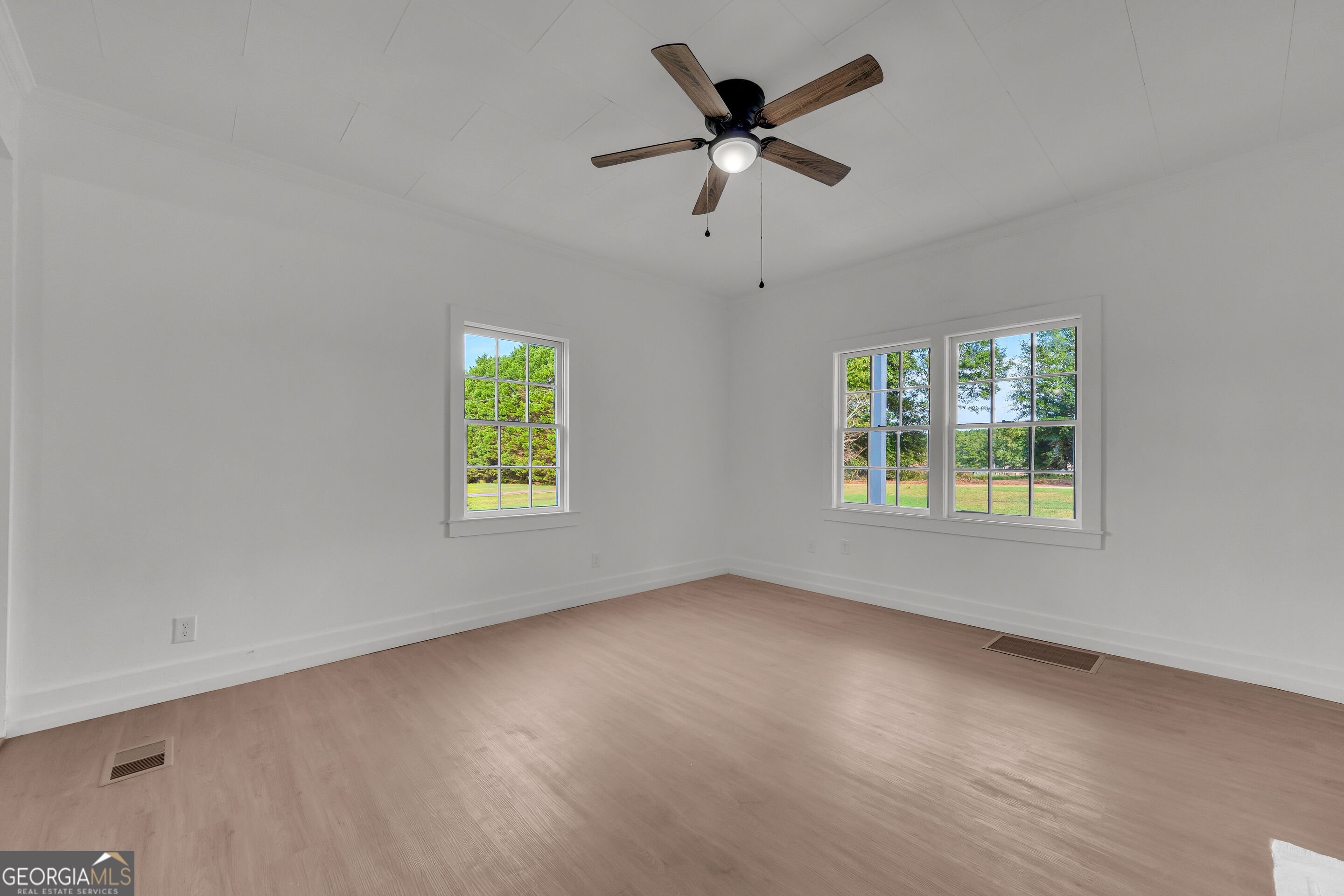 91 Sunset Drive Property Photo 13