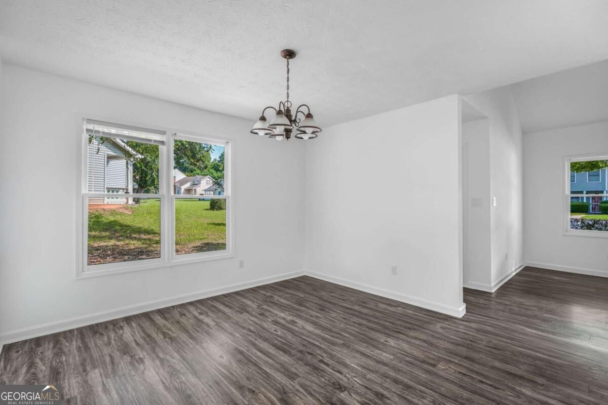 2176 Wellington Circle Property Photo 10