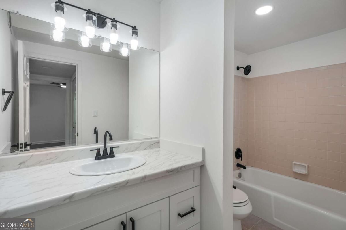 2176 Wellington Circle Property Photo 21