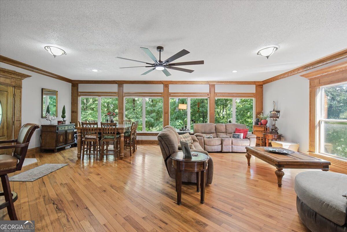 42 Lumpkin Road Property Photo 6