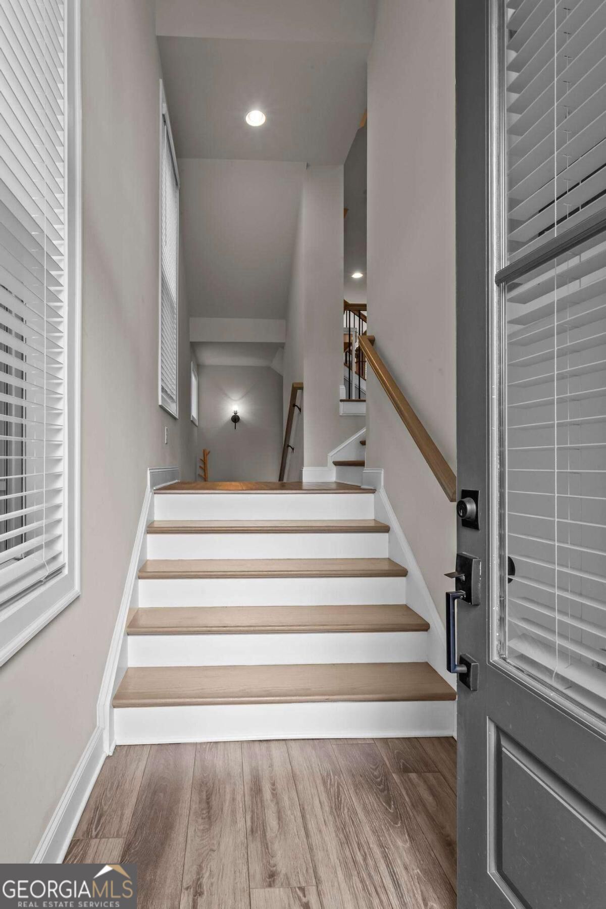 1402 Wisteria Wall Drive Property Photo 3