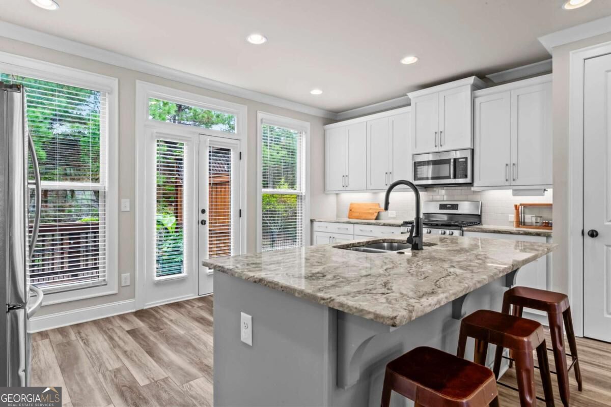 1402 Wisteria Wall Drive Property Photo 15