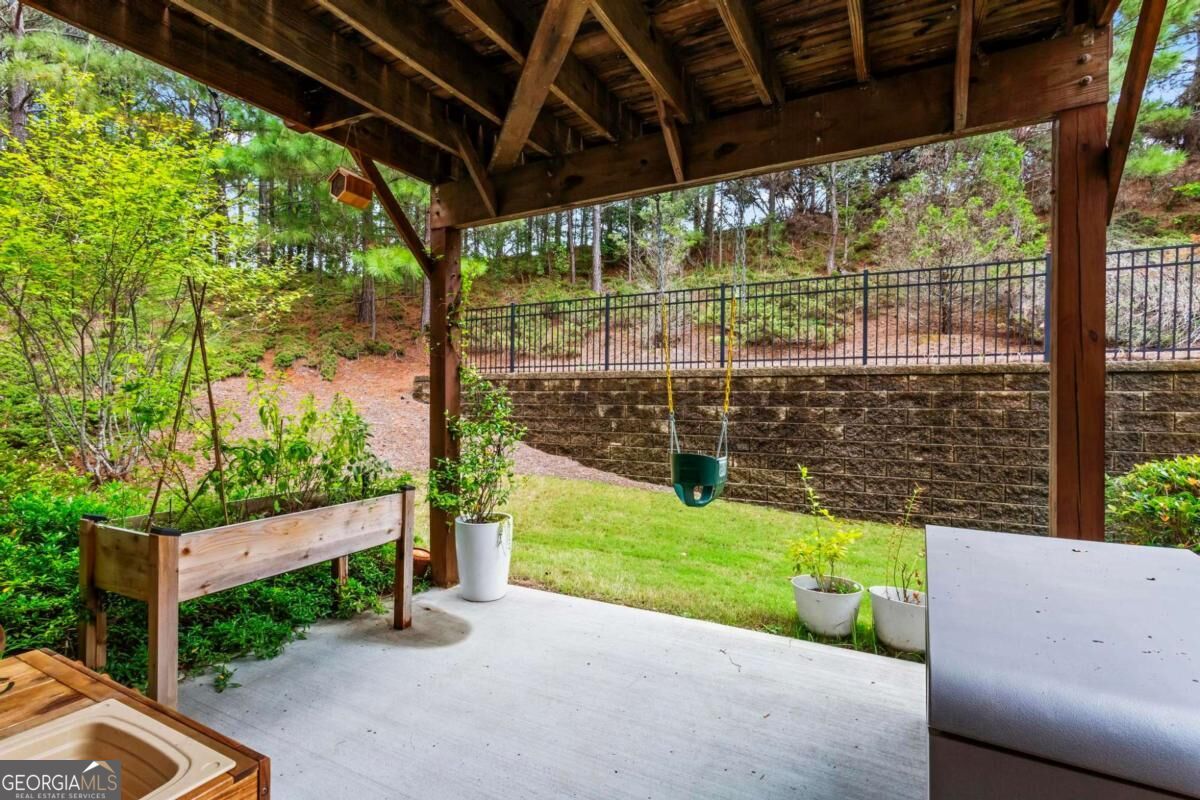 1402 Wisteria Wall Drive Property Photo 33