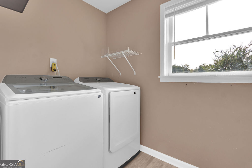3310 Donna Way Property Photo 16