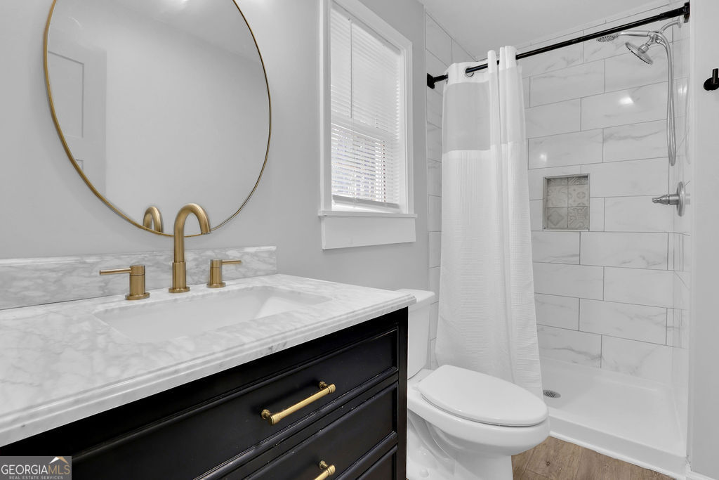 3310 Donna Way Property Photo 23
