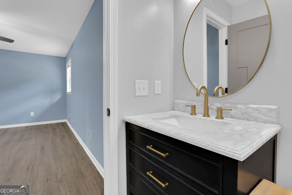 3310 Donna Way Property Photo 24