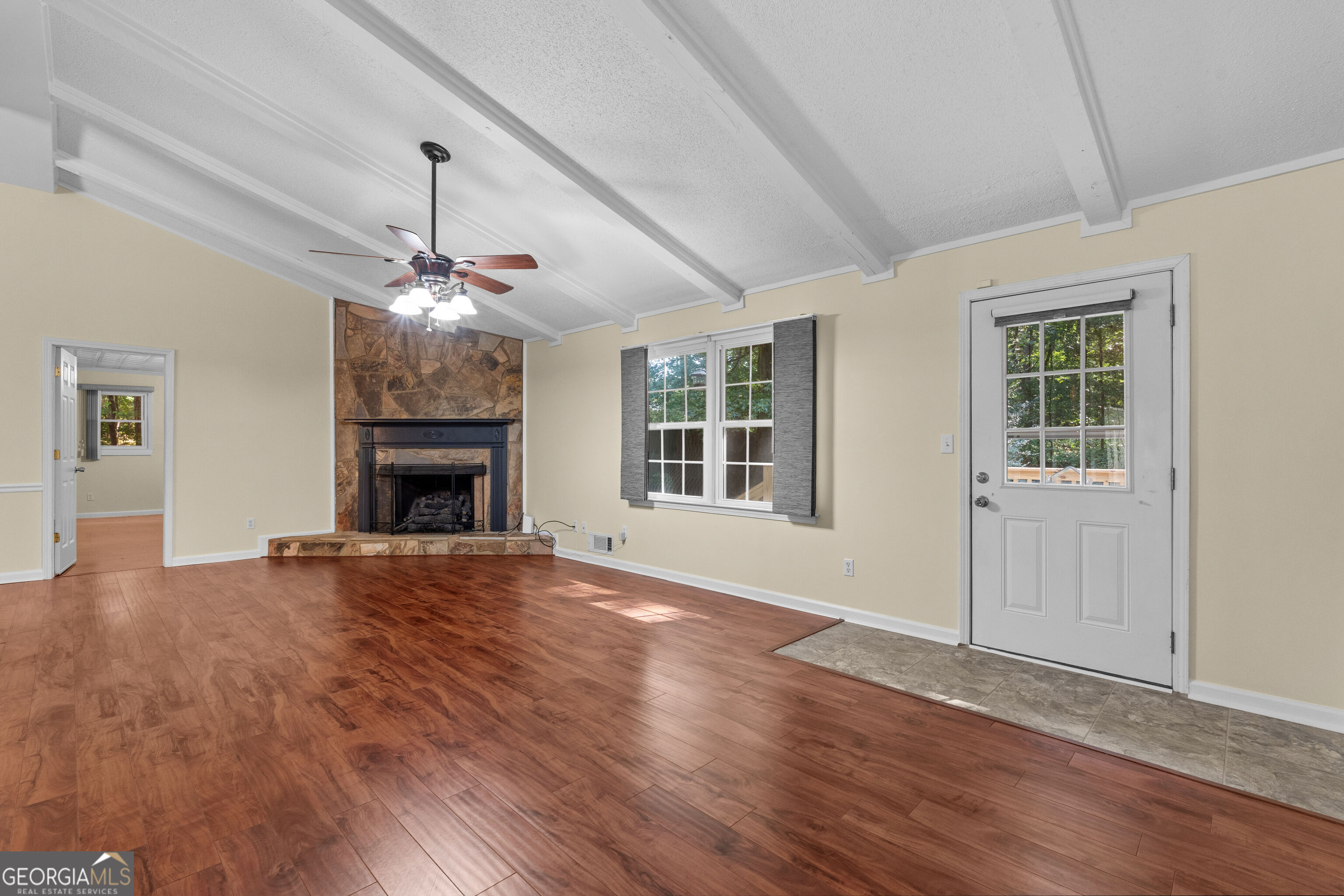 3181 Mckown Road Property Photo 6