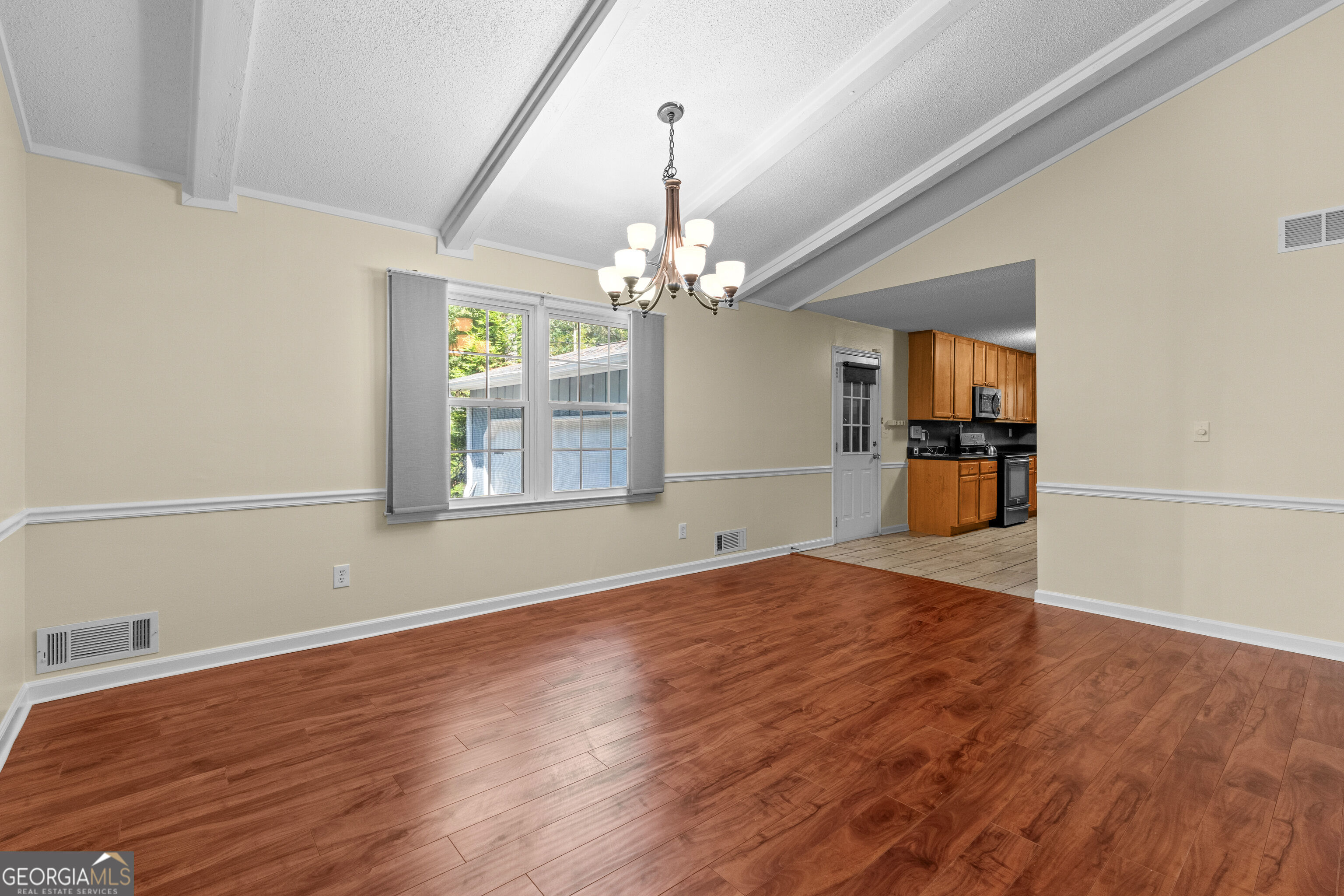 3181 Mckown Road Property Photo 8