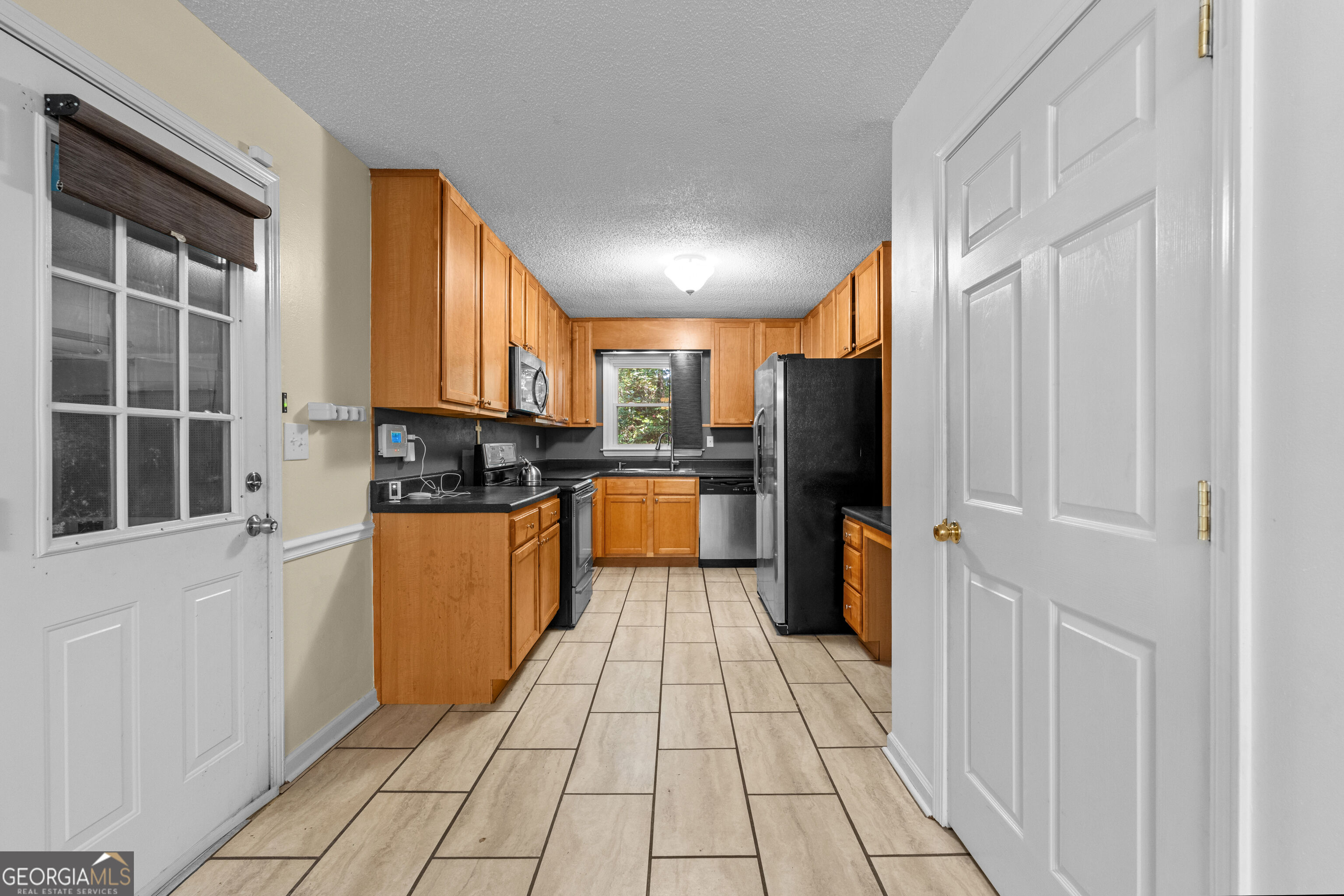 3181 Mckown Road Property Photo 9