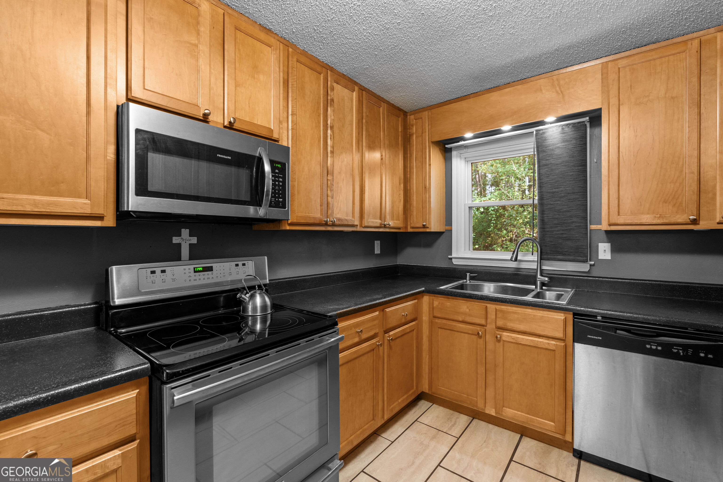 3181 Mckown Road Property Photo 11