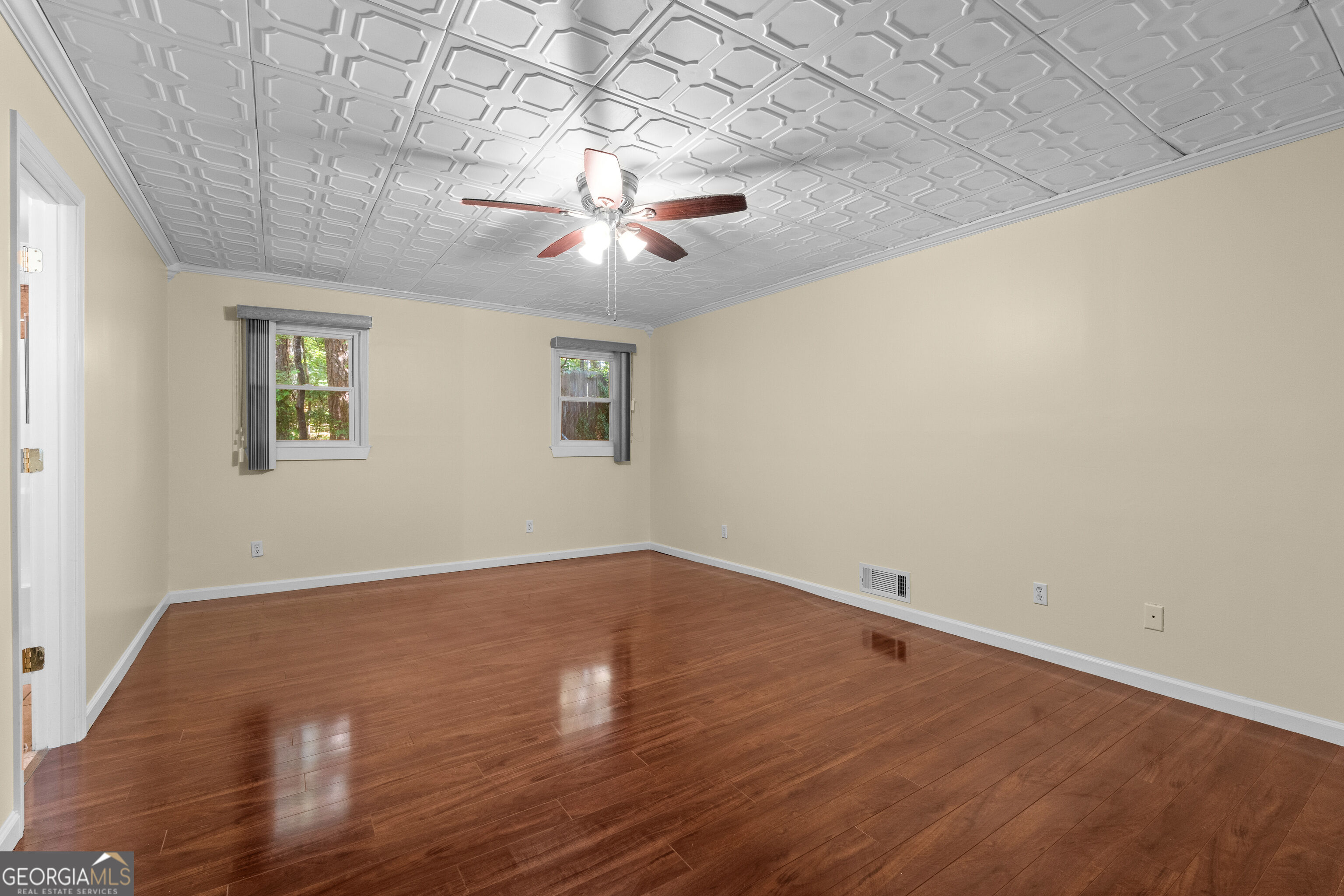 3181 Mckown Road Property Photo 12