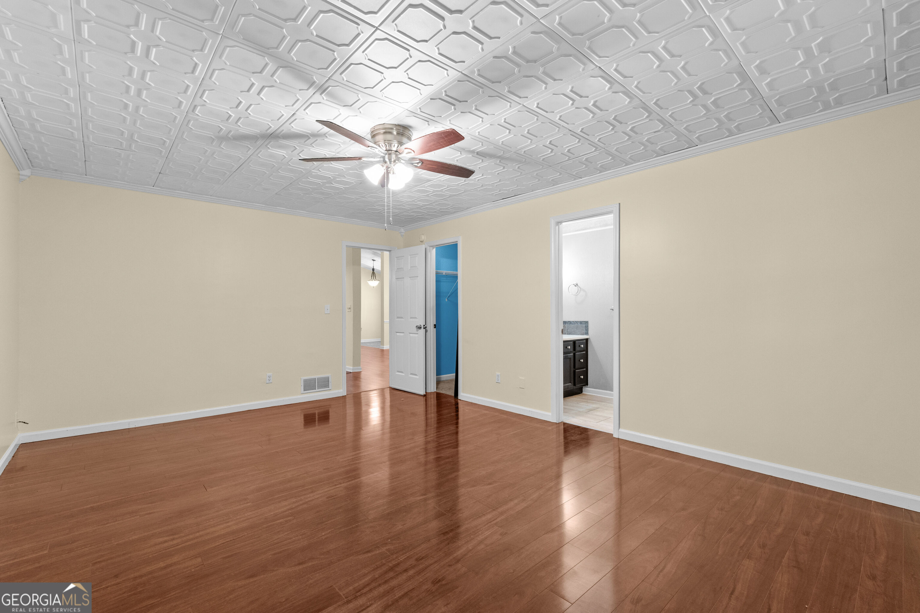 3181 Mckown Road Property Photo 13
