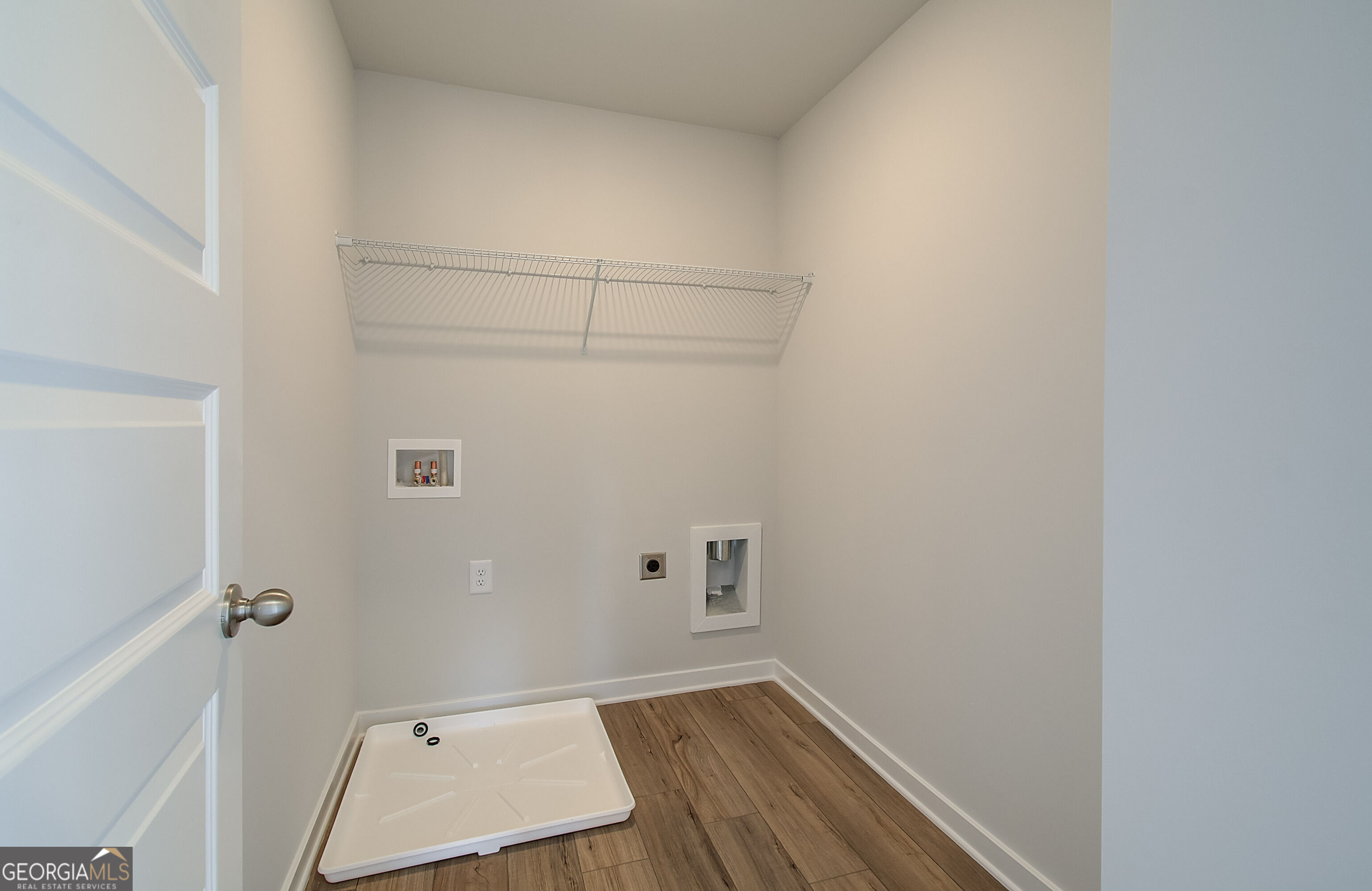 302 Brook Landing Circle Property Photo 16