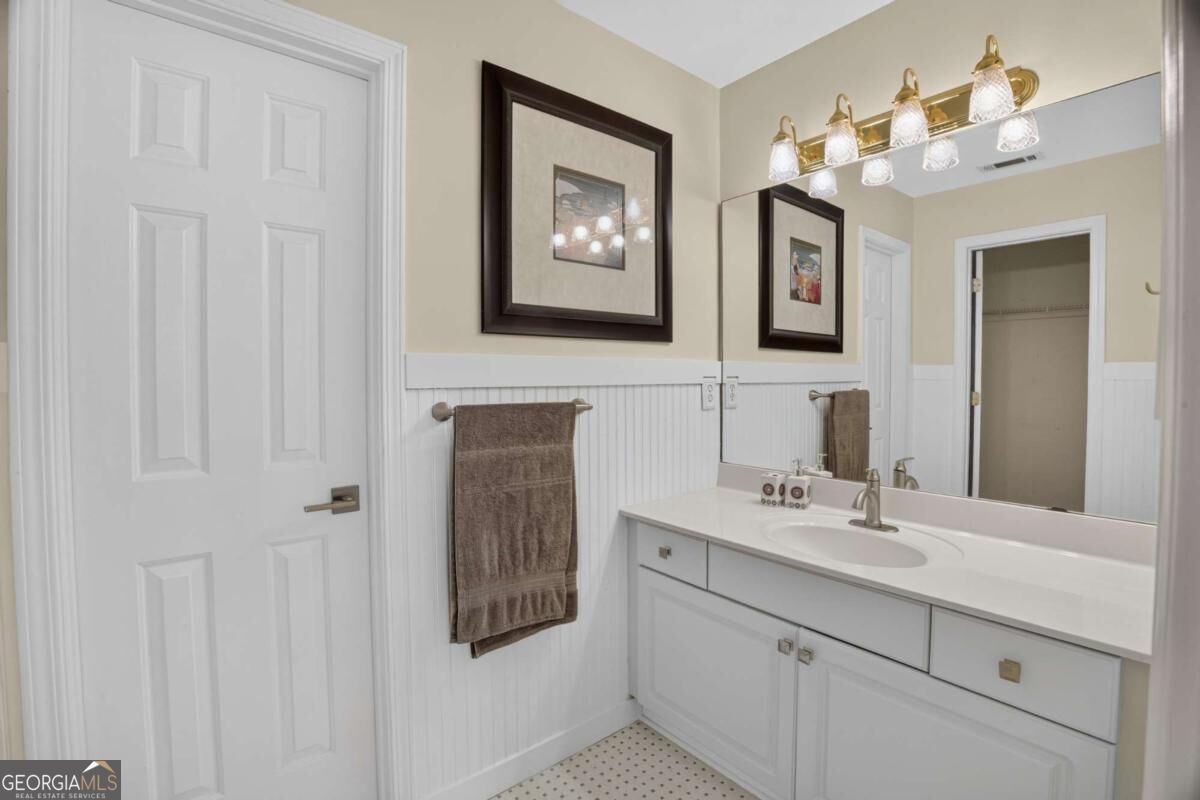 108 Vine Creek Place Property Photo 42