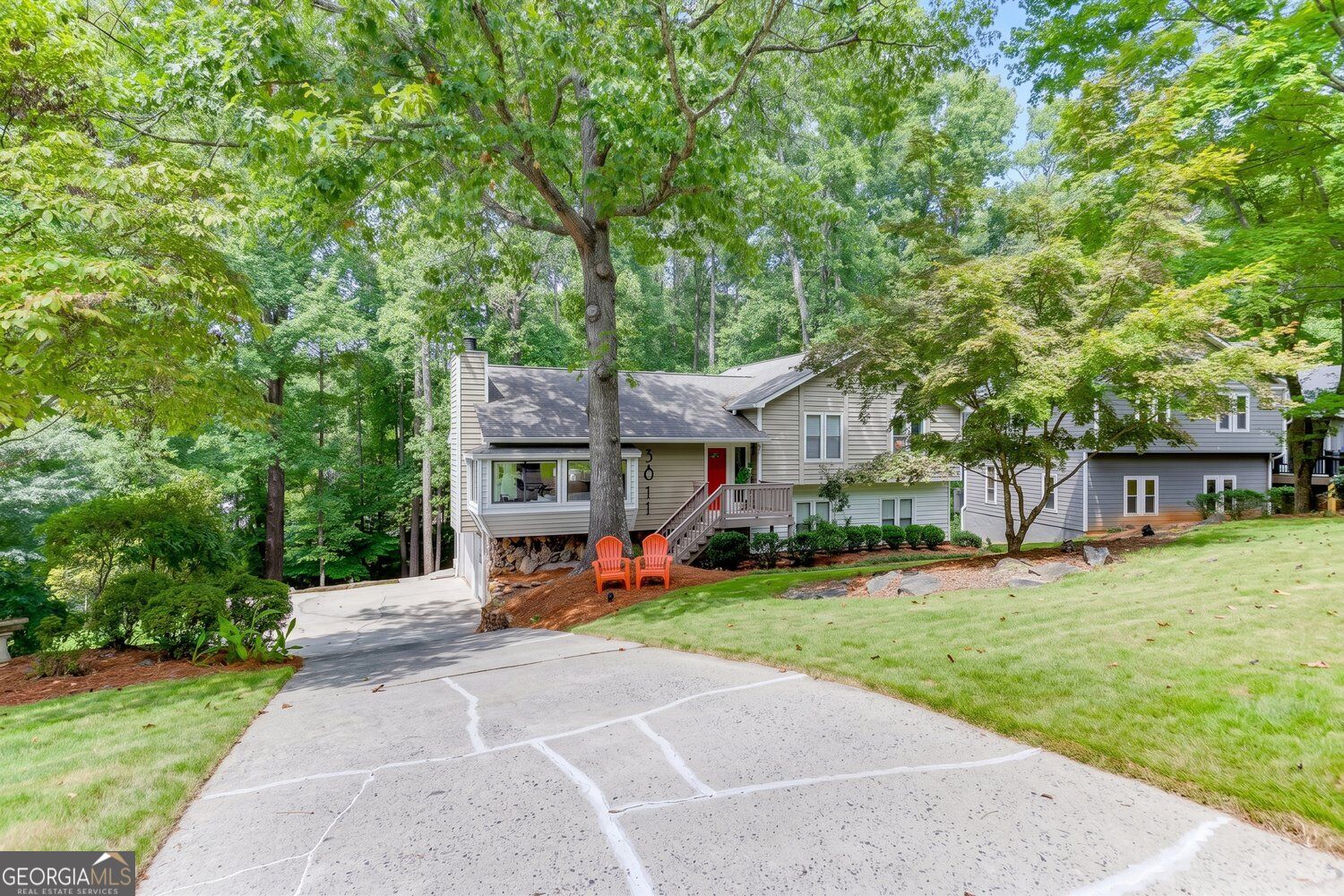 3811 Old Bridge Way Property Photo 5