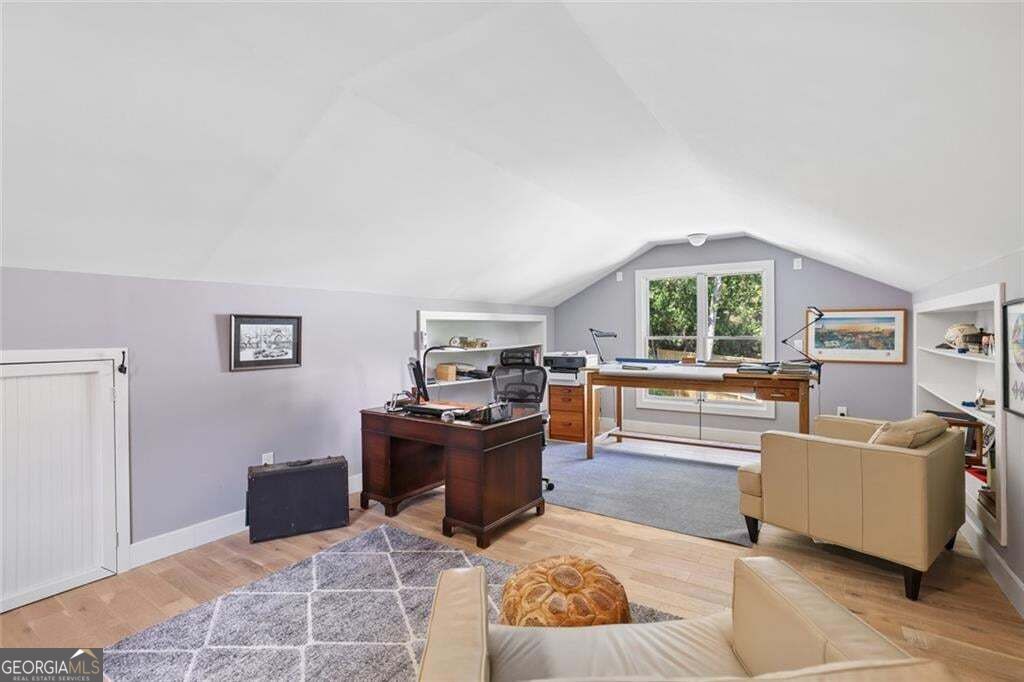 2706 Winding Lane Ne Property Photo 9
